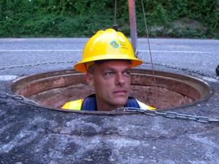 st_manhole